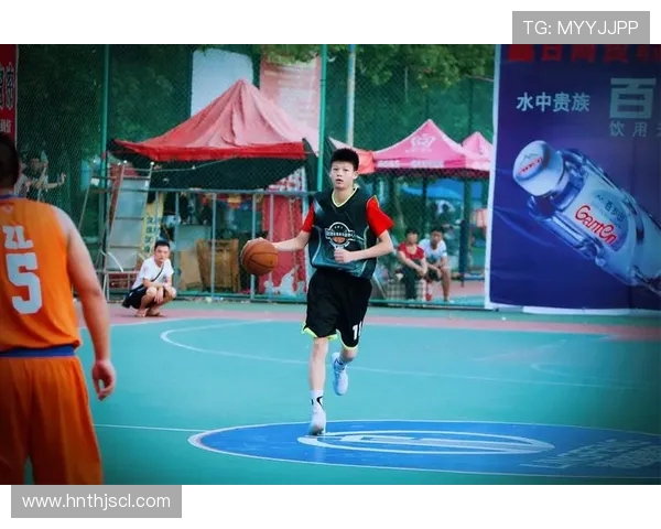 南京篮球队的奋斗历程与梦想追逐在钻石联赛中的精彩表现